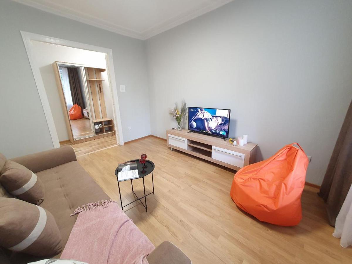 Inn Home Apartments-Olimpiysky Stadium Area Kyiv Exterior photo